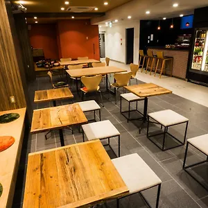 ホステル グリッズ京都四条河原町 ホテル＆ホステル, 京都市